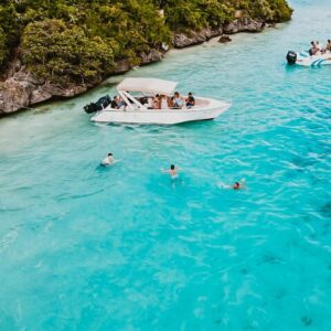 Supplier photograph for 5 Islands & Ile aux Cerfs Speedboat Cruise, Snorkeling + Lunch
