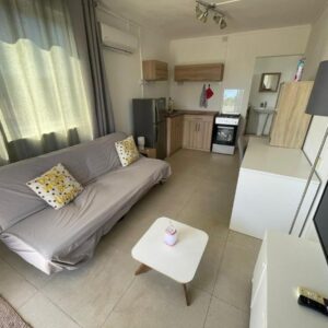 Beau Petit Studio Dans le Centre de Grand Baie in Grand Baie, Mauritius