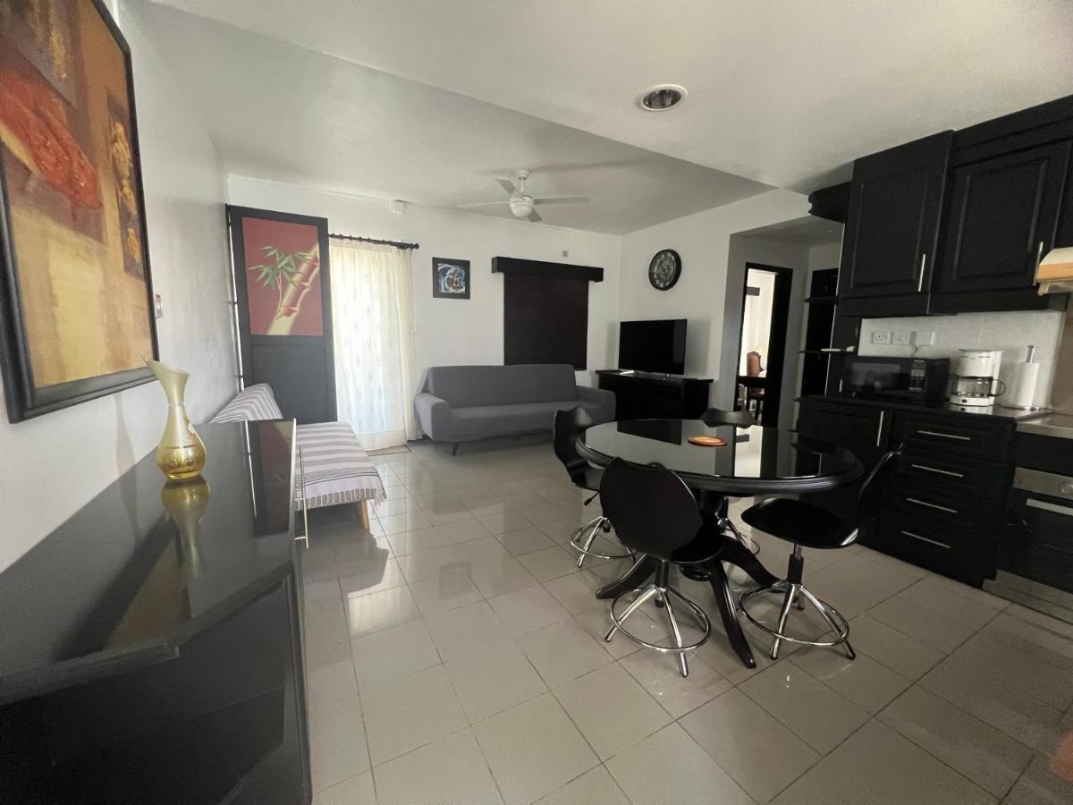 First Floor 2 Bedroom Apt Near Pereybere Beach Pereybere in Pereybère, Mauritius