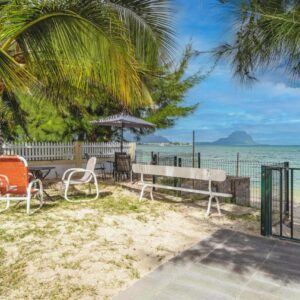 Gaya House Waterfront in Tamarin in Tamarin & Black River, Mauritius
