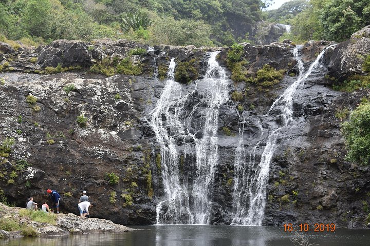 Supplier photograph for Les septs Cascades Tamarind Falls