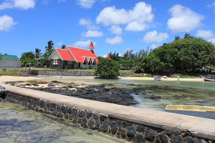 Supplier photograph for Mauritius North Tour and Turtle Snorkeling