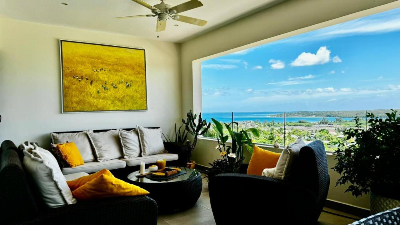 Penthouse Avec Vue Panoramique Sur la Baie de Tamarin in Tamarin & Black River, Mauritius