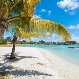Quaint Beach Villa in a Fishing Village Grand Gaube in Cap Malheureux & Grand Gaube, Mauritius