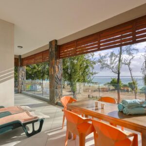 Seafront Apartment Beachfront Residences Flic en Flac Mauritius in Flic en Flac, Mauritius
