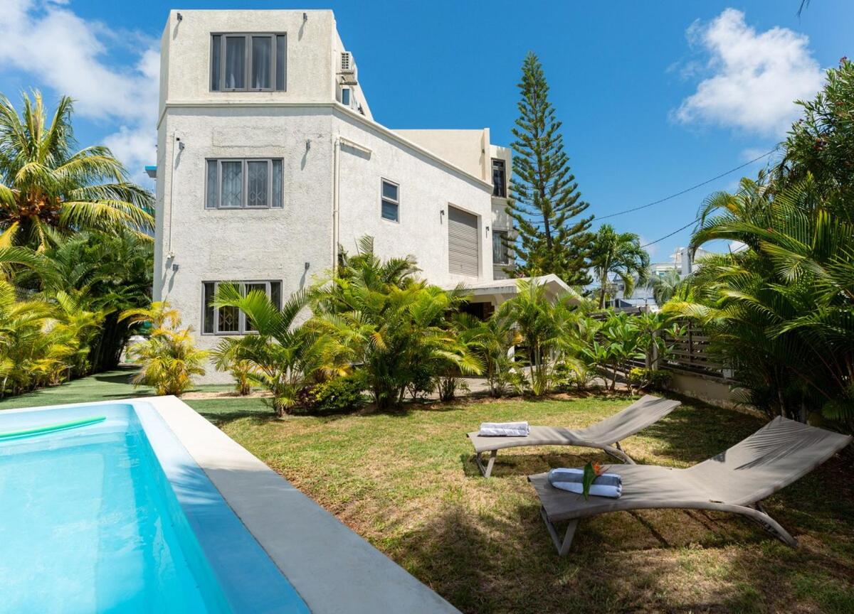 Season Break Stunning Apt 2 5MINS Pereybere Beach in Pereybère, Mauritius