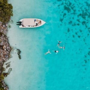 Supplier photograph for Speedboat Ile aux Cerfs + GRSE Waterfall, BBQ and Bar