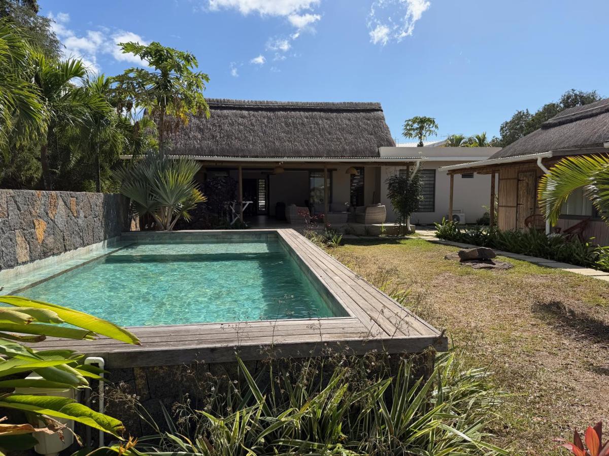 Villa & Bungalows Avec Piscine Proche Plage Parc National Et Le Morne in Le Morne, Mauritius