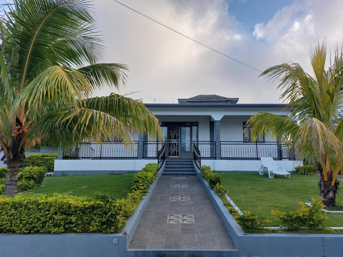 Villa Eglantine Grand Gaube 1 in Cap Malheureux & Grand Gaube, Mauritius