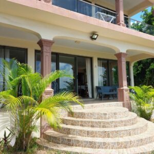 Villa Pied Dans L Eau Pointe aux Piments in Balaclava & Pointe aux Piments, Mauritius